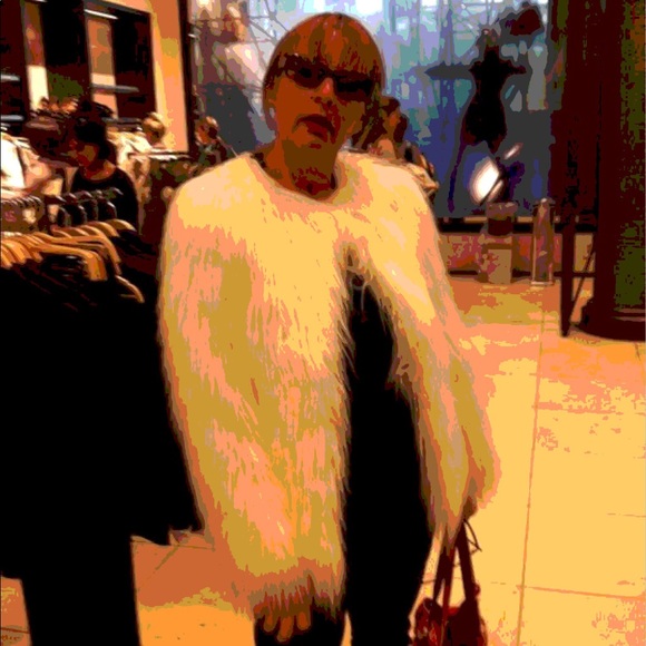 Meet your Posher, Starlene - Picture 7 of 8